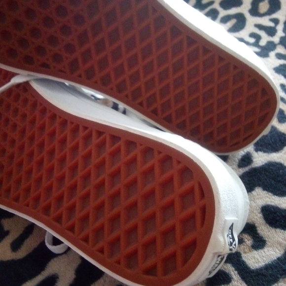 Vans Classic White Lace-Up Sneakers - Picture 9 of 12